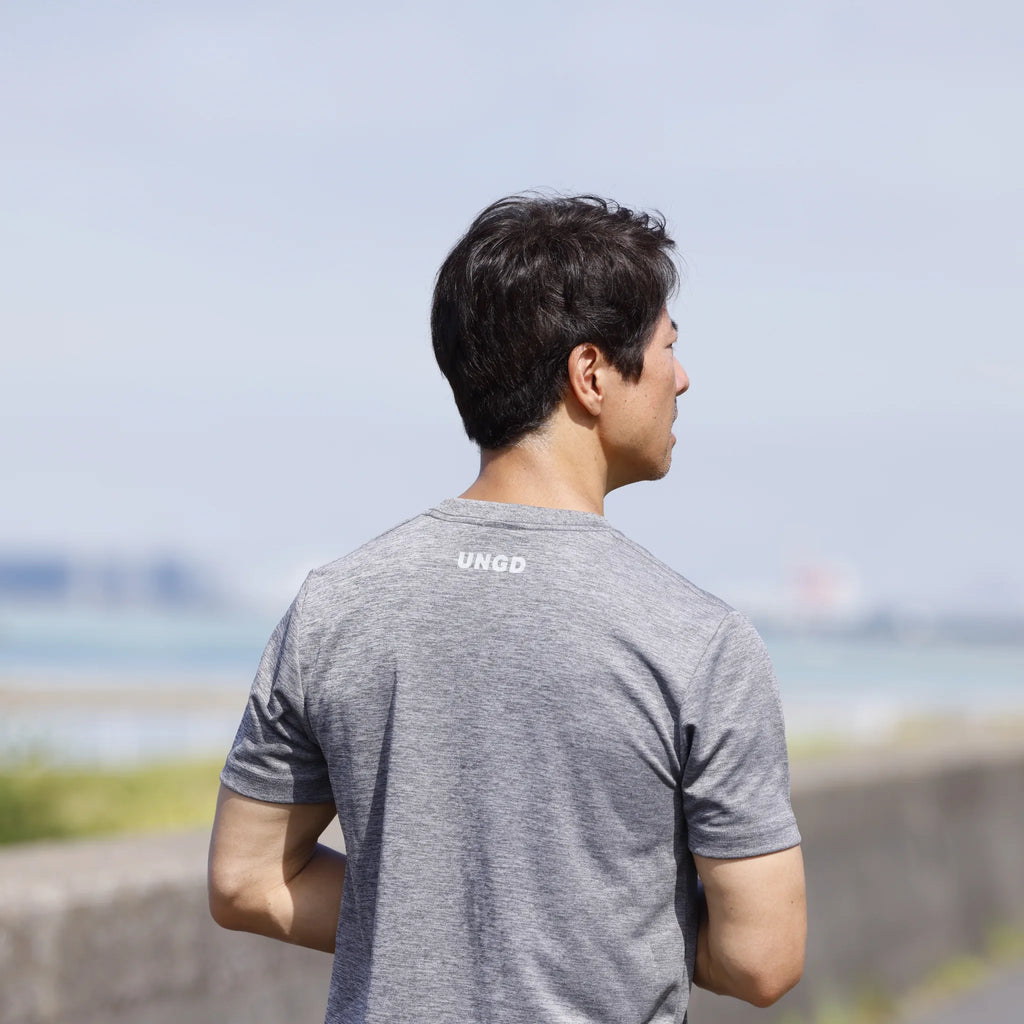 UNGD ドライTシャツ　ヘザーグレー
